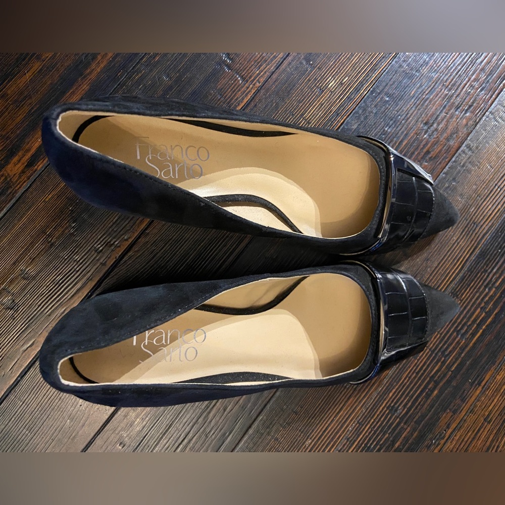 Franko Sarto Black Suede Low Wrapped Block Heels - Picture 6 of 9